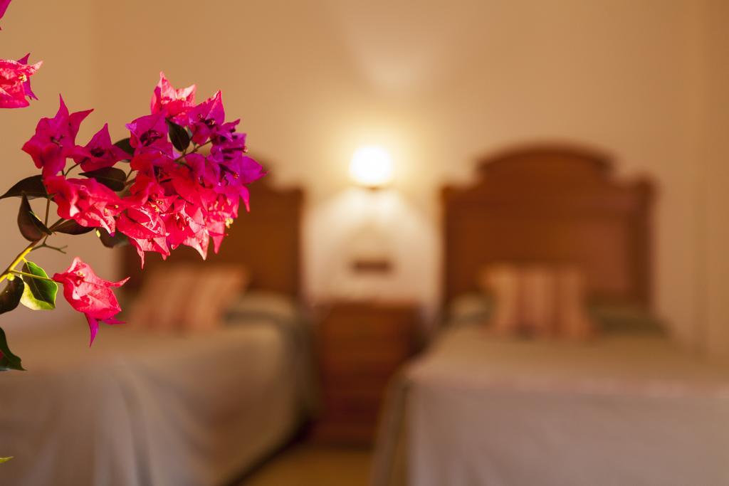 Hotel Paraje La Lambra Rus